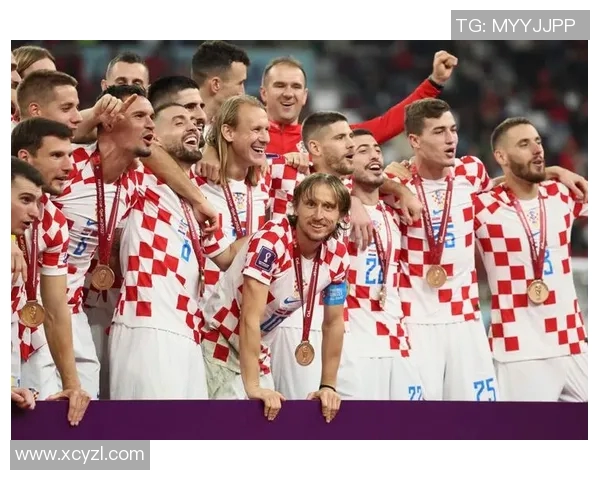 众足球明星挥别卡塔尔世界杯留下的辉煌瞬间与感人回忆