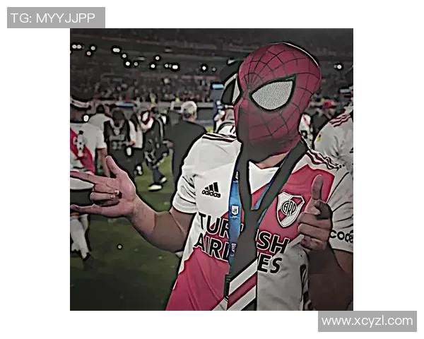 昔日足球明星的落寞与孤独头像展现了辉煌背后的心酸与无奈